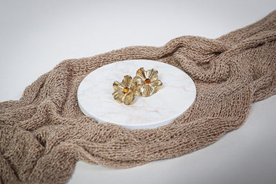 250321 - ST - Edler aus Katzenauge Blumenohrstecker - 100% wasserfest, langlebig & stilvoll - Exklusiver Schmuck von Parisa.ch