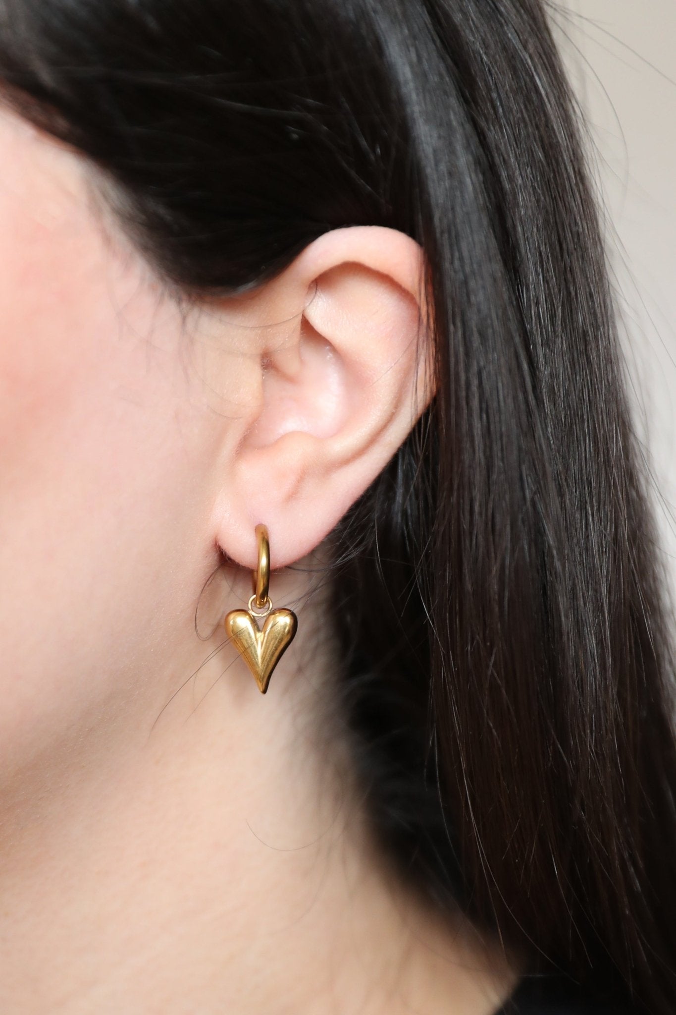 Anahita - Ohrringe - Edler aus 1 Single Piece - 100% wasserfest, langlebig & stilvoll - Exklusiver Schmuck von Parisa.ch