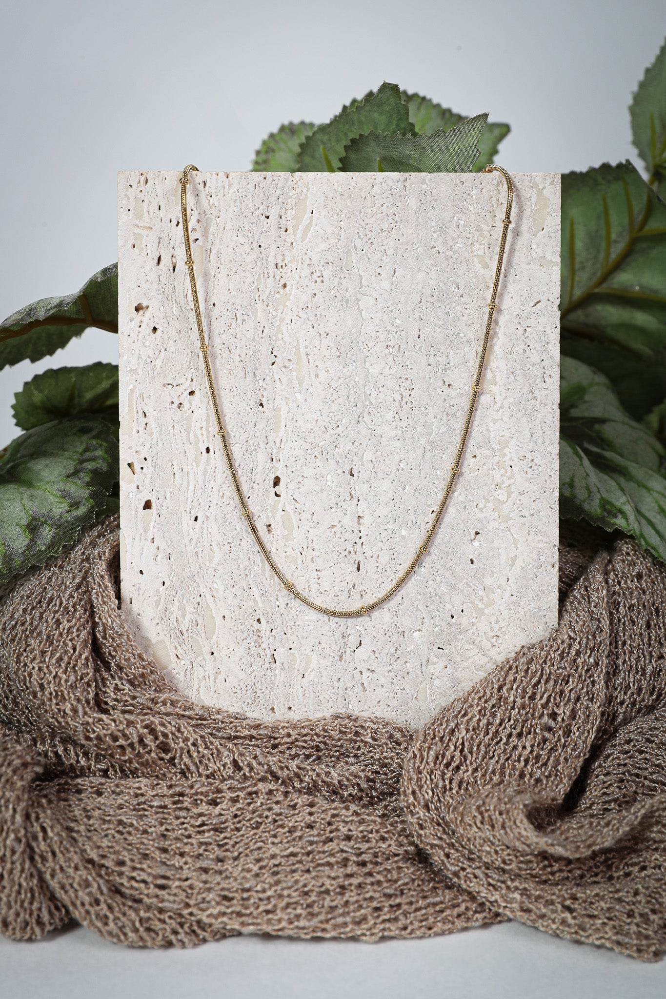 Anara - Halskette - Edler aus Gold - 100% wasserfest, langlebig & stilvoll - Exklusiver Schmuck von Parisa.ch