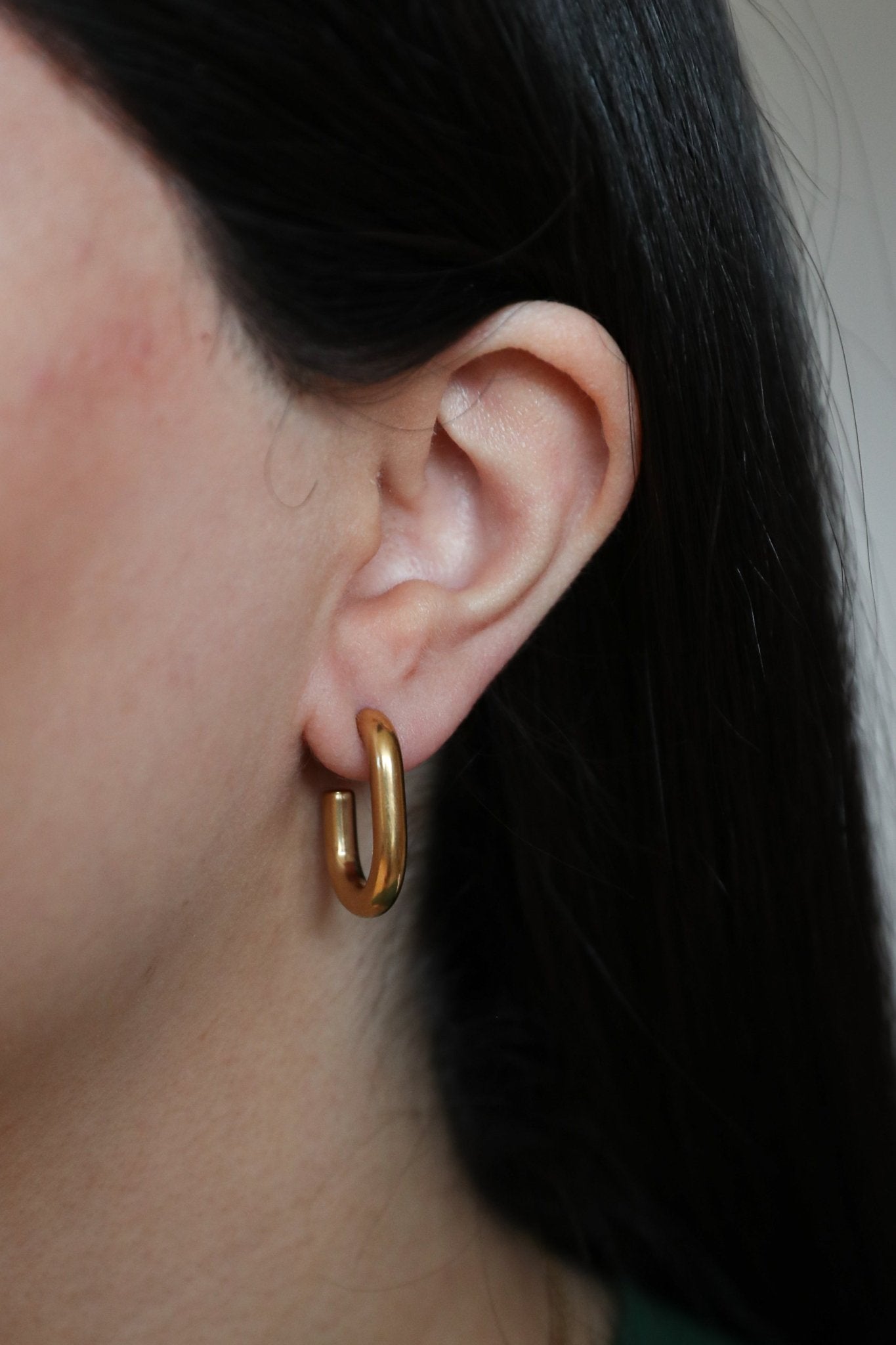 Aurelia - Ohrringe - Edler aus 1 Single Piece - 100% wasserfest, langlebig & stilvoll - Exklusiver Schmuck von Parisa.ch