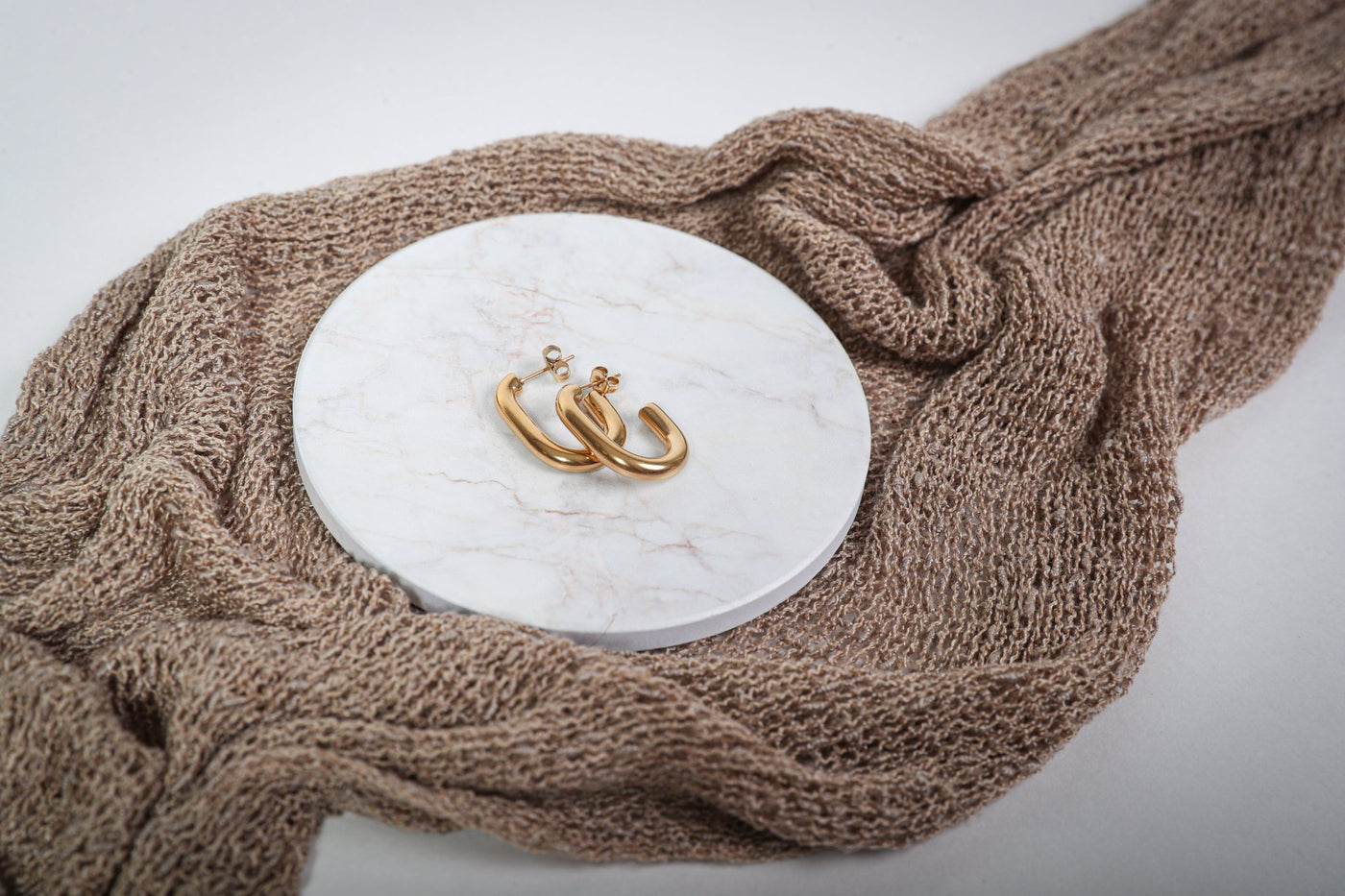Aurelia - Ohrringe - Edler aus 1 Single Piece - 100% wasserfest, langlebig & stilvoll - Exklusiver Schmuck von Parisa.ch