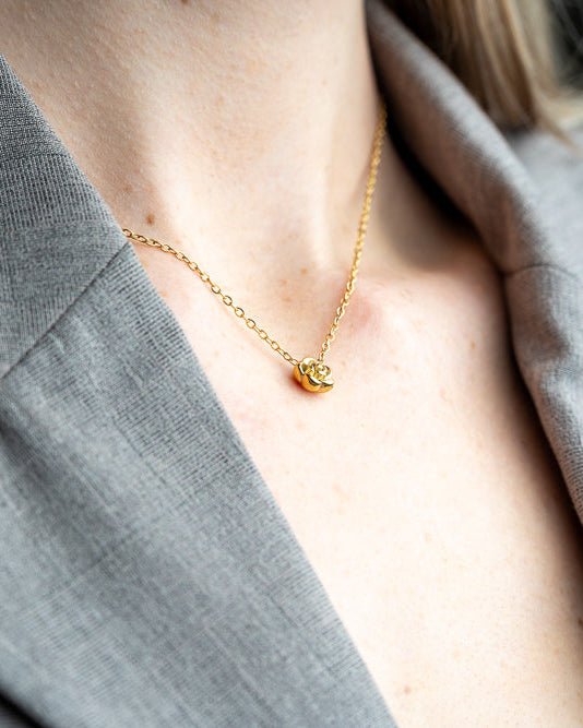 Belle - Halskette - Edler aus Gold - 100% wasserfest, langlebig & stilvoll - Exklusiver Schmuck von Parisa.ch