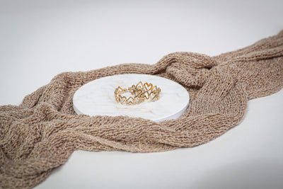Delara - Ohrringe - Edler aus 1 Single Piece - 100% wasserfest, langlebig & stilvoll - Exklusiver Schmuck von Parisa.ch