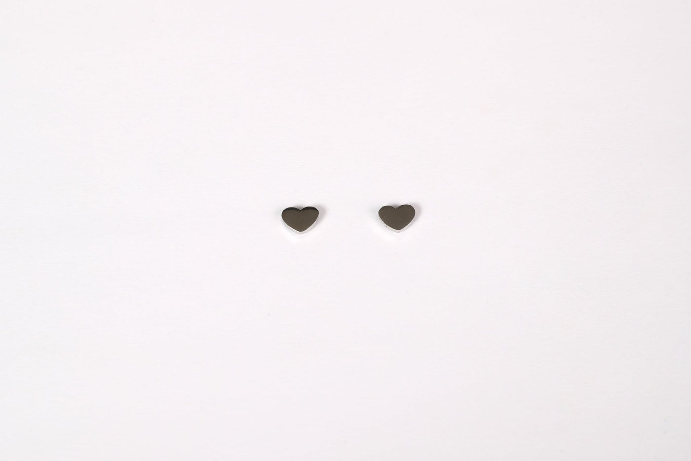 Delina - Ohrstecker - Edler aus Silver - 100% wasserfest, langlebig & stilvoll - Exklusiver Schmuck von Parisa.ch