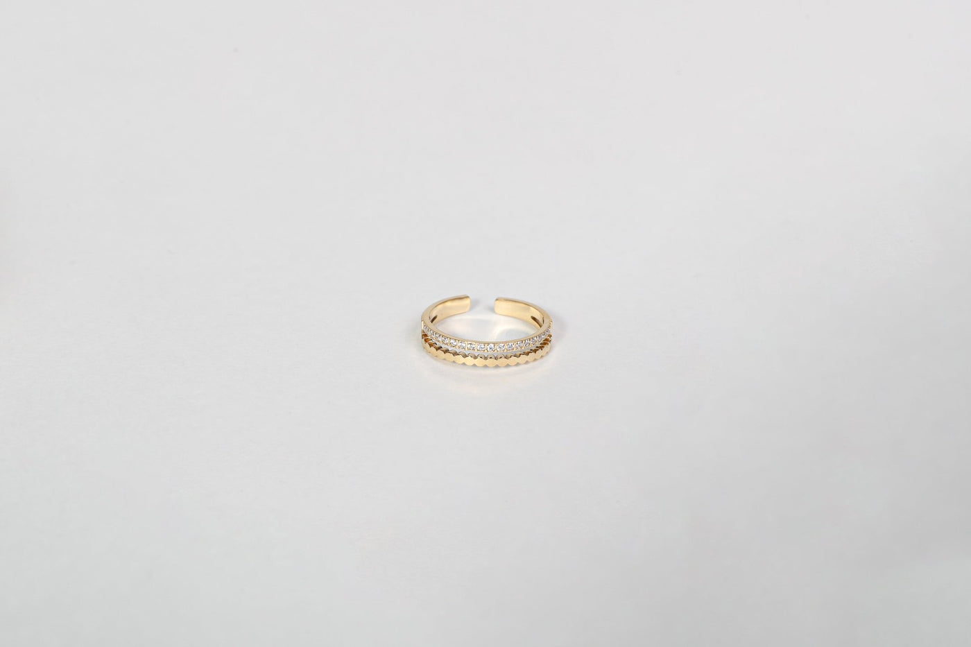 Elara - Ring - Edler aus Gold - 100% wasserfest, langlebig & stilvoll - Exklusiver Schmuck von Parisa.ch