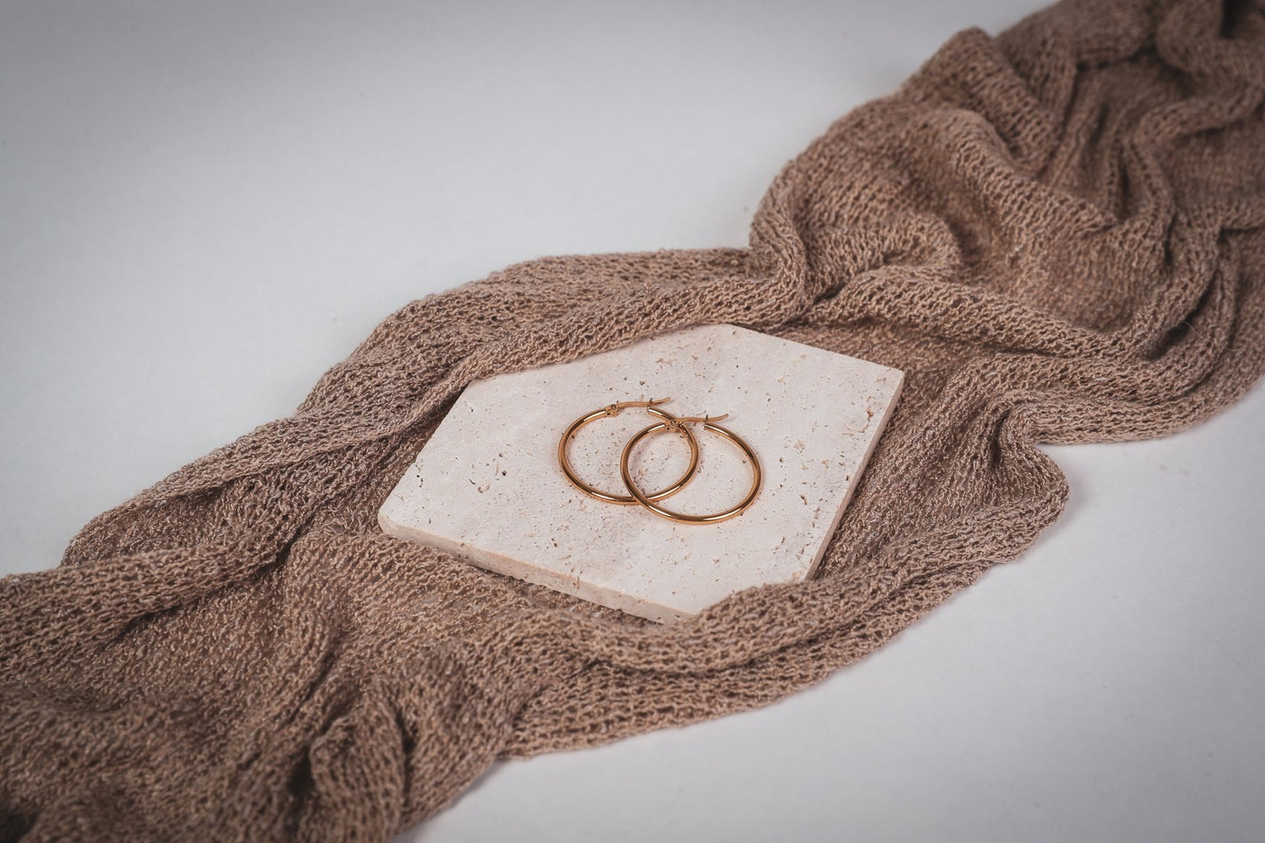 Ghazal - Ohrringe - Edler aus 3.5cm - 100% wasserfest, langlebig & stilvoll - Exklusiver Schmuck von Parisa.ch