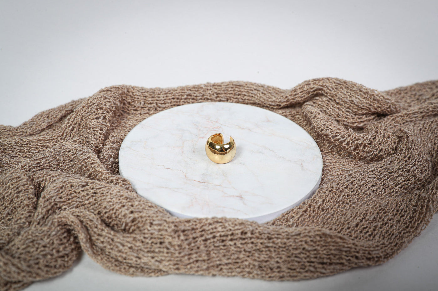 Gia 250505 - EC_AB - Edler aus Gold - 100% wasserfest, langlebig & stilvoll - Exklusiver Schmuck von Parisa.ch