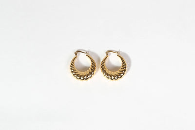 Jasmin - Ohrring - Edler aus 1 Single Piece - 100% wasserfest, langlebig & stilvoll - Exklusiver Schmuck von Parisa.ch