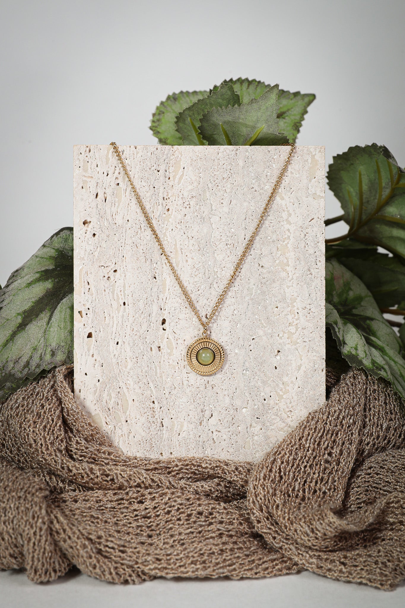 Liora - Halskette - Edler aus Gold - 100% wasserfest, langlebig & stilvoll - Exklusiver Schmuck von Parisa.ch
