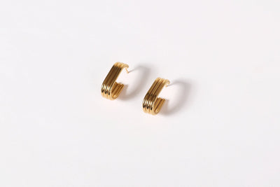 Malou - Ohrringe - Edler aus Pair ( 2 Single Piece ) - 100% wasserfest, langlebig & stilvoll - Exklusiver Schmuck von Parisa.ch