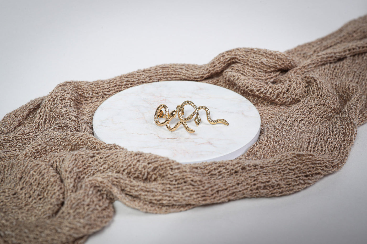 Mara - Ohrstecker - Edler aus Pair ( 2 Single Piece ) - 100% wasserfest, langlebig & stilvoll - Exklusiver Schmuck von Parisa.ch
