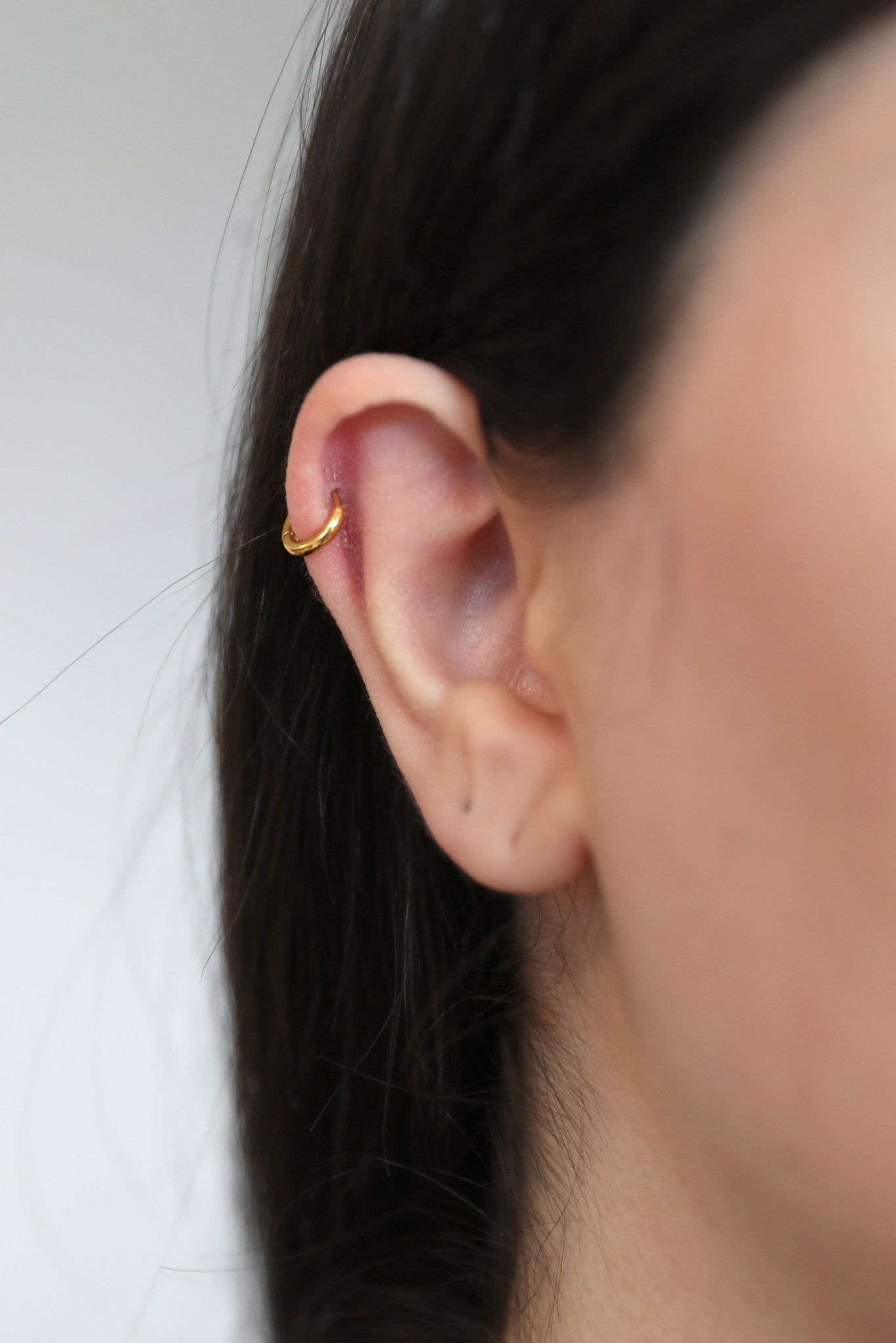Nima - Ohrringe - Edler aus 0.9cm - 100% wasserfest, langlebig & stilvoll - Exklusiver Schmuck von Parisa.ch