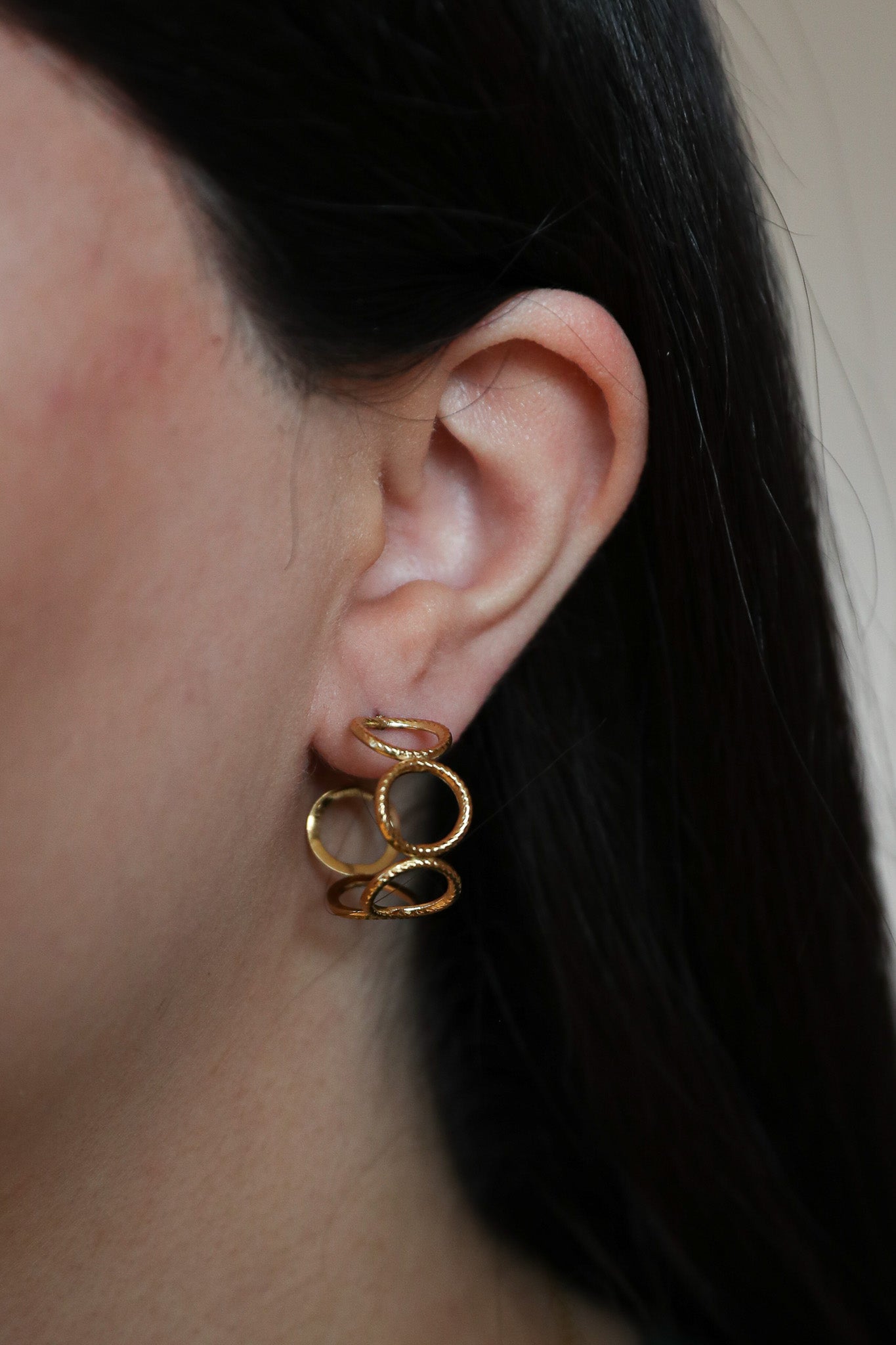 Seraphina - Ohrringe - Edler aus 1 Single Piece - 100% wasserfest, langlebig & stilvoll - Exklusiver Schmuck von Parisa.ch