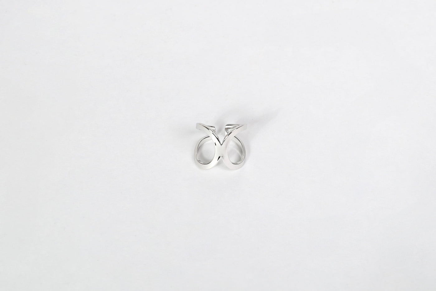 Victoria - Ring - Edler aus Silver - 100% wasserfest, langlebig & stilvoll - Exklusiver Schmuck von Parisa.ch
